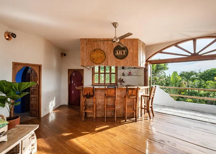 Casa Mila - 4br Luxury Family 5 Min From - Bali Villa Canggu