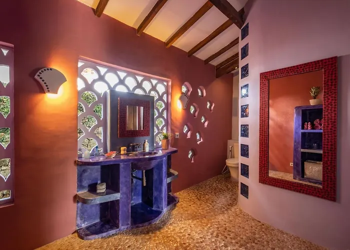Casa Mila - 4br Luxury Family 5 Min From - Bali Villa *