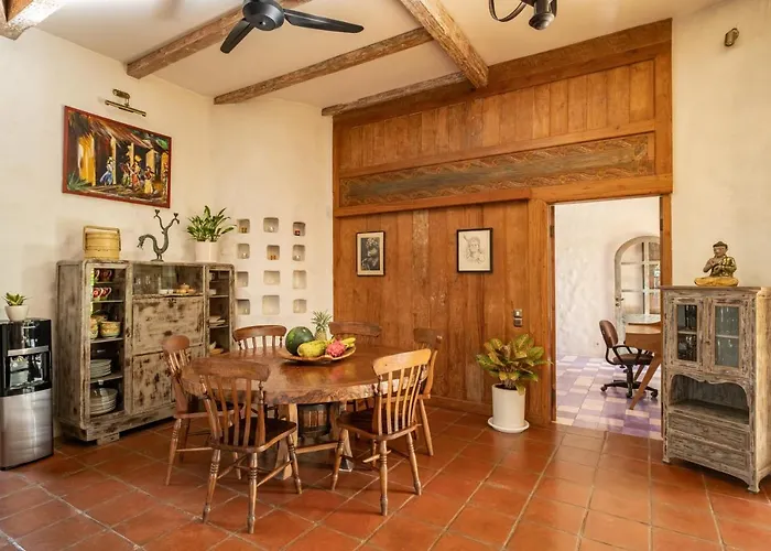 Casa Mila - 4br Luxury Family 5 Min From - Bali Villa