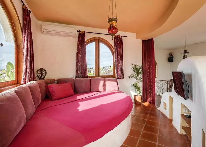 Villa Casa Mila - 4br Luxury Family 5 Min From - Bali