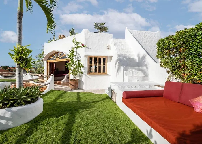 Villa Casa Mila - 4br Luxury Family 5 Min From - Bali