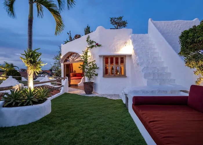 Casa Mila - 4br Luxury Family 5 Min From - Bali * Canggu